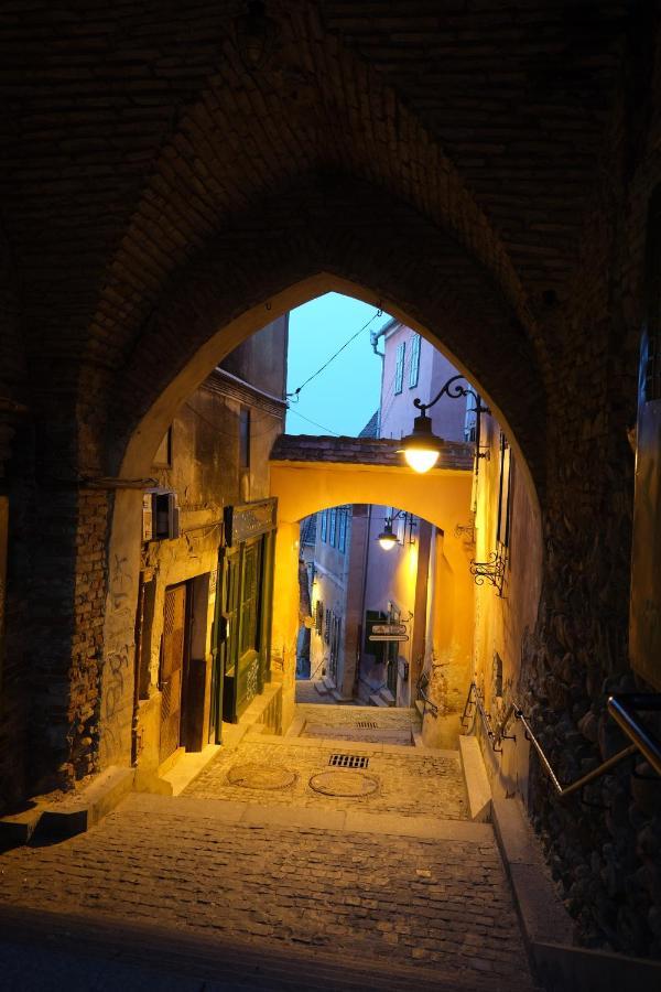Historical Center Residence 2 Σίμπιου Εξωτερικό φωτογραφία